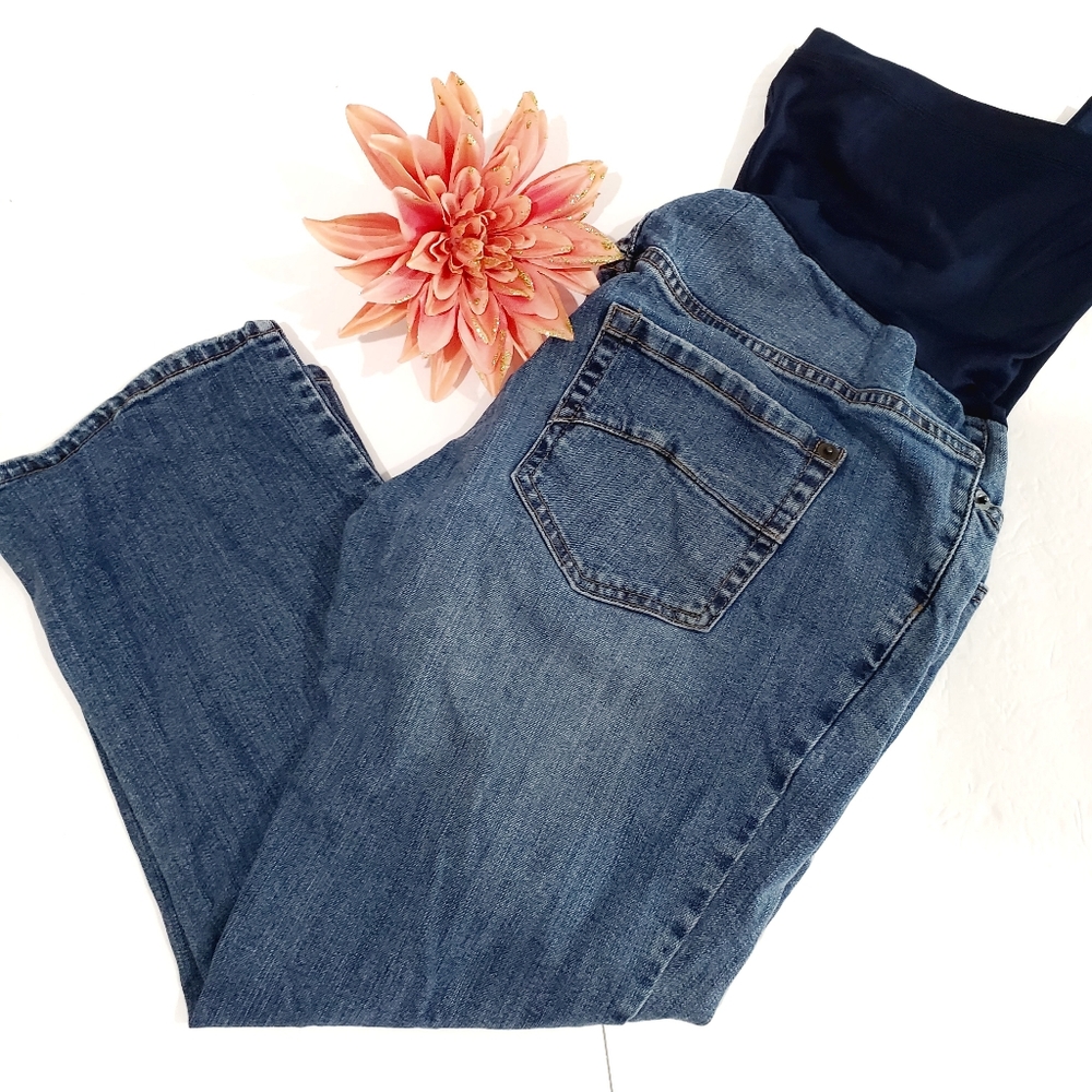 Liz Lange Maternity Pull-on Blue Light Distressed Capri Jeans Size 4 Maternity